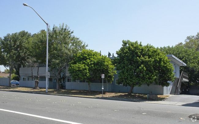Building Photo - Park Ridge Apartments