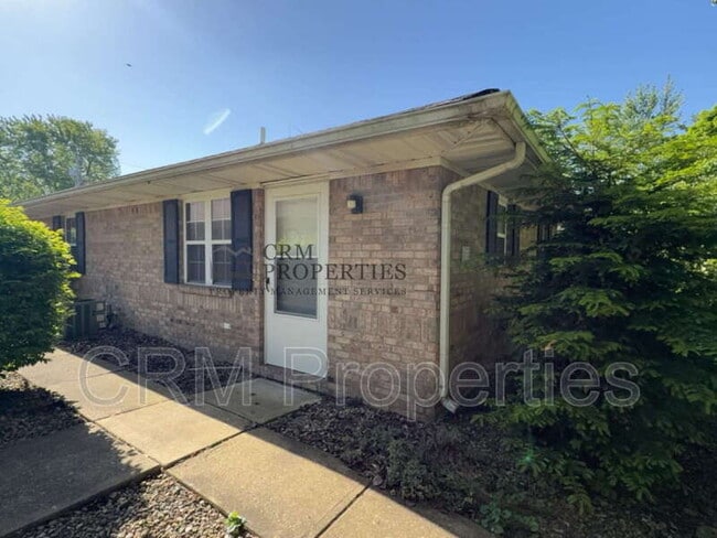 Building Photo - 1328 S Waugh St