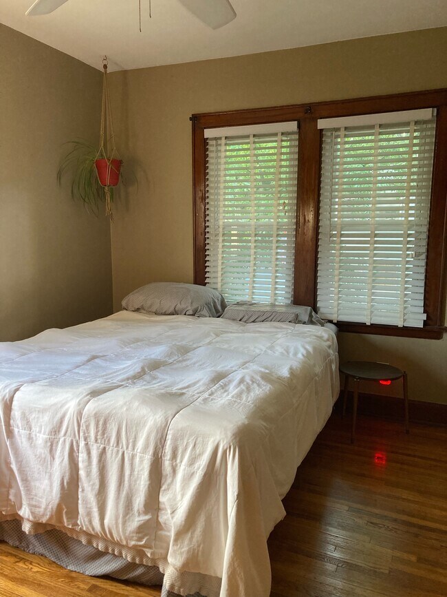 Bedroom 3 - 3057 Sunset Dr