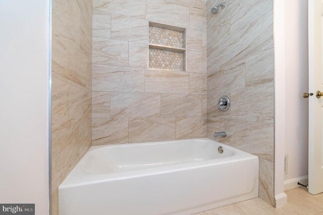 Building Photo - 5569 Caithness Ct