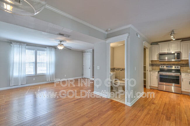 Building Photo - 109 Harrow Ct