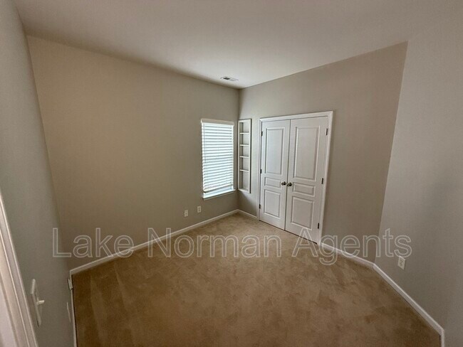 Building Photo - 11613 Truan Ln