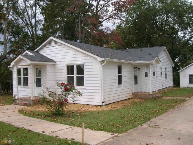 Primary Photo - 842 Bush Mill Rd