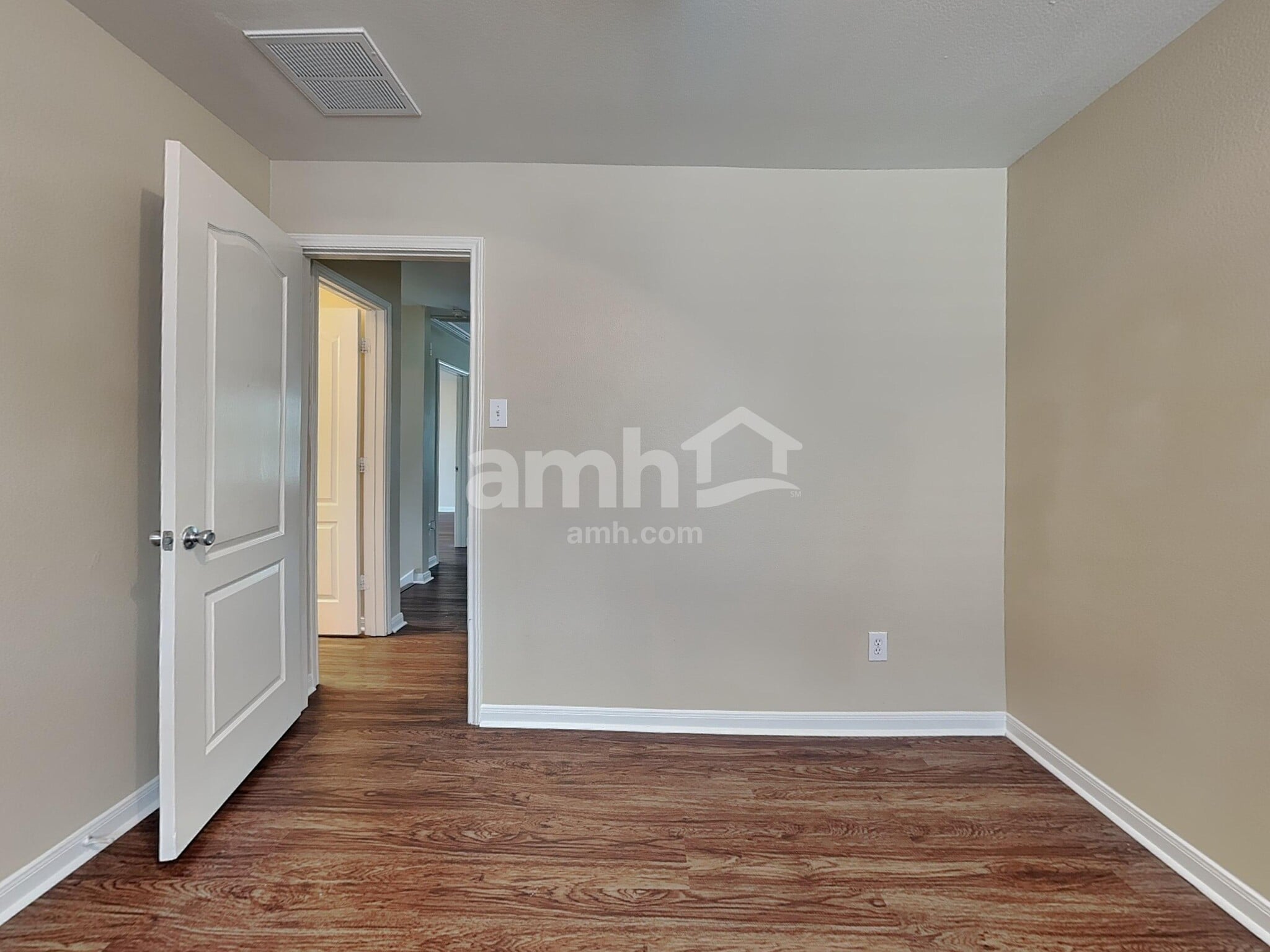 Building Photo - 18302 Fair Grange Ln