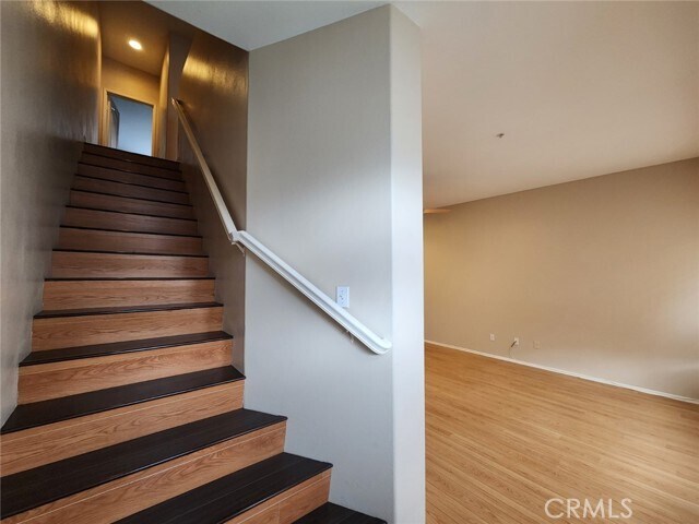 Building Photo - 68 Montana Del Lago Dr