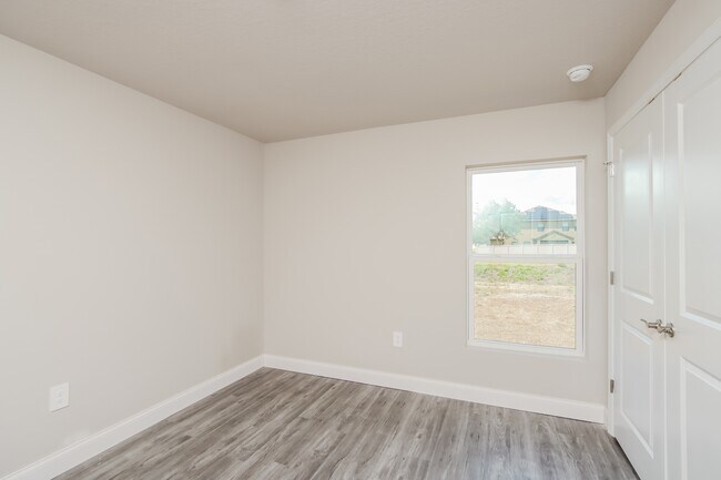 Building Photo - 332 Garbelmann St