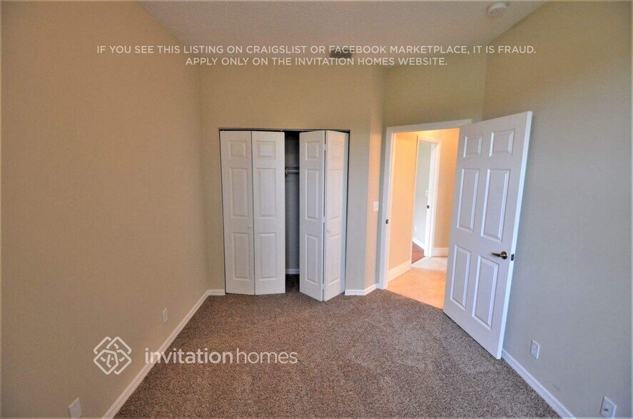 Building Photo - 5138 NW 57th Dr