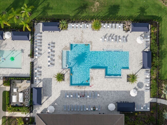 Building Photo - Resort Style Amenities - 2023 Construction