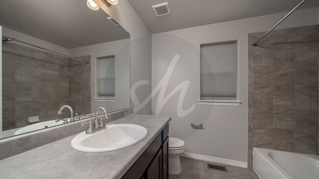 Building Photo - Meridian Ranch Home with Modern Upgrades
