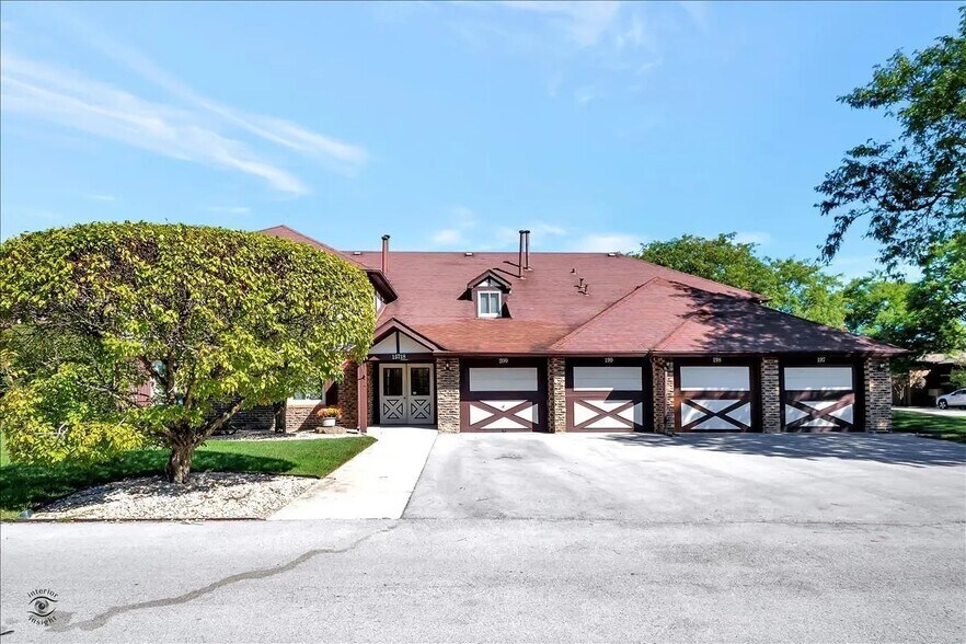 Front of Complex - 15718 Orlan Brook Dr