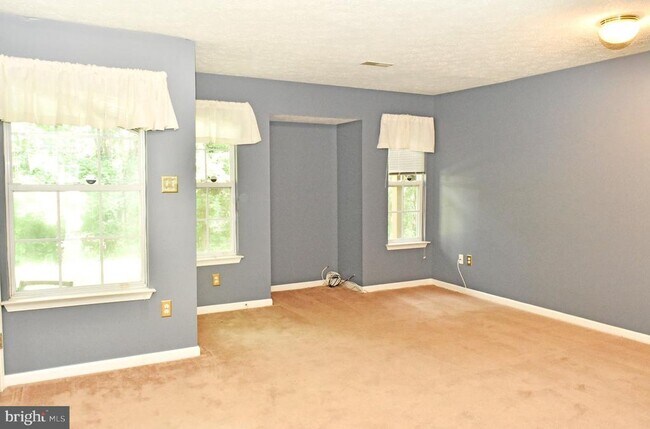 Building Photo - 7005 Cradlerock Farm Ct