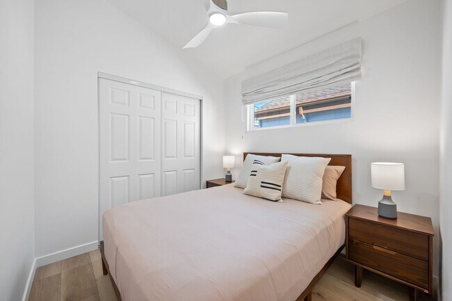 Building Photo - Newly Remodeled and Fully furnished- Missi...