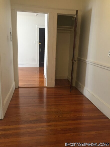 Building Photo - 155 Summer St