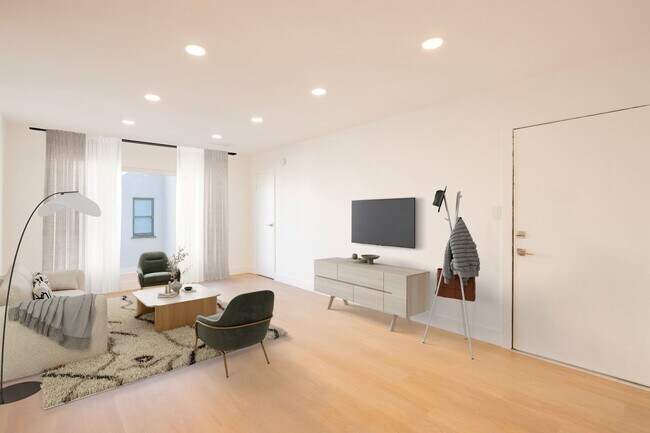 Building Photo - 921 Gardner St