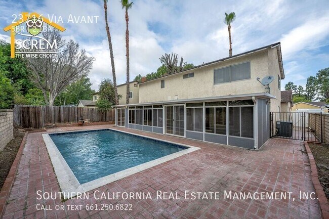 Building Photo - 23716 Vía Avant