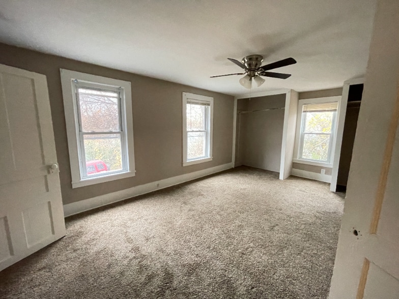 Building Photo - 16 Victory Dr