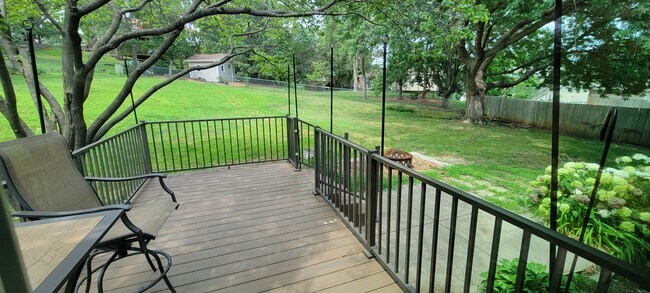 Building Photo - 5208 Ascot Cir