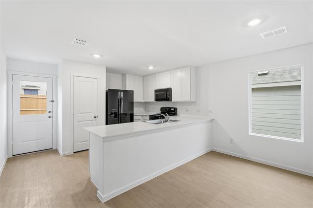 Building Photo - 1013 Calley Pear Trl