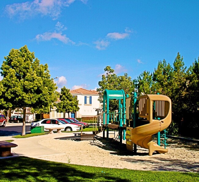 Building Photo - 10844 Caminito Arcada