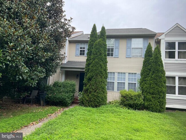Building Photo - 1520 Murray Pl