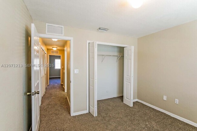 Building Photo - 8910 SW 220th Ln