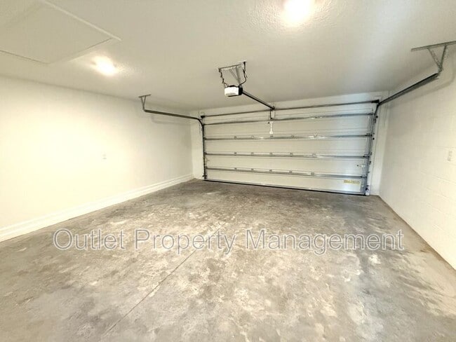 Building Photo - 1275 Belle Isle Ln