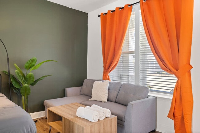 Building Photo - 3121 Banyan Btm Ln