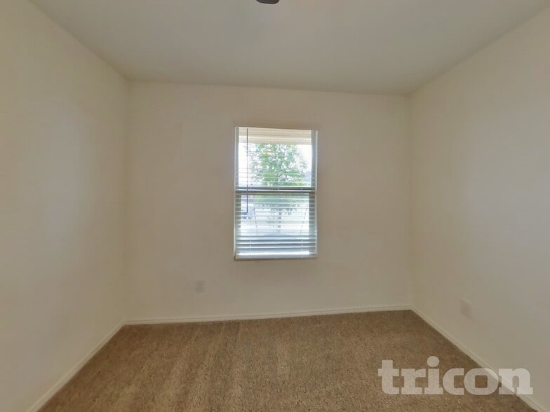 Building Photo - 1516 Clairborne Ct