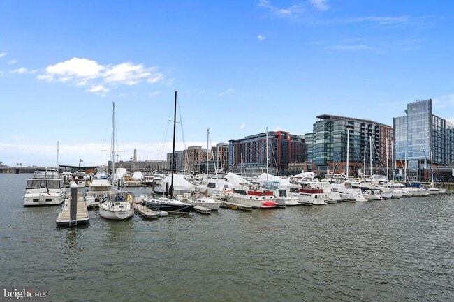 Building Photo - 1301 Delaware Ave SW