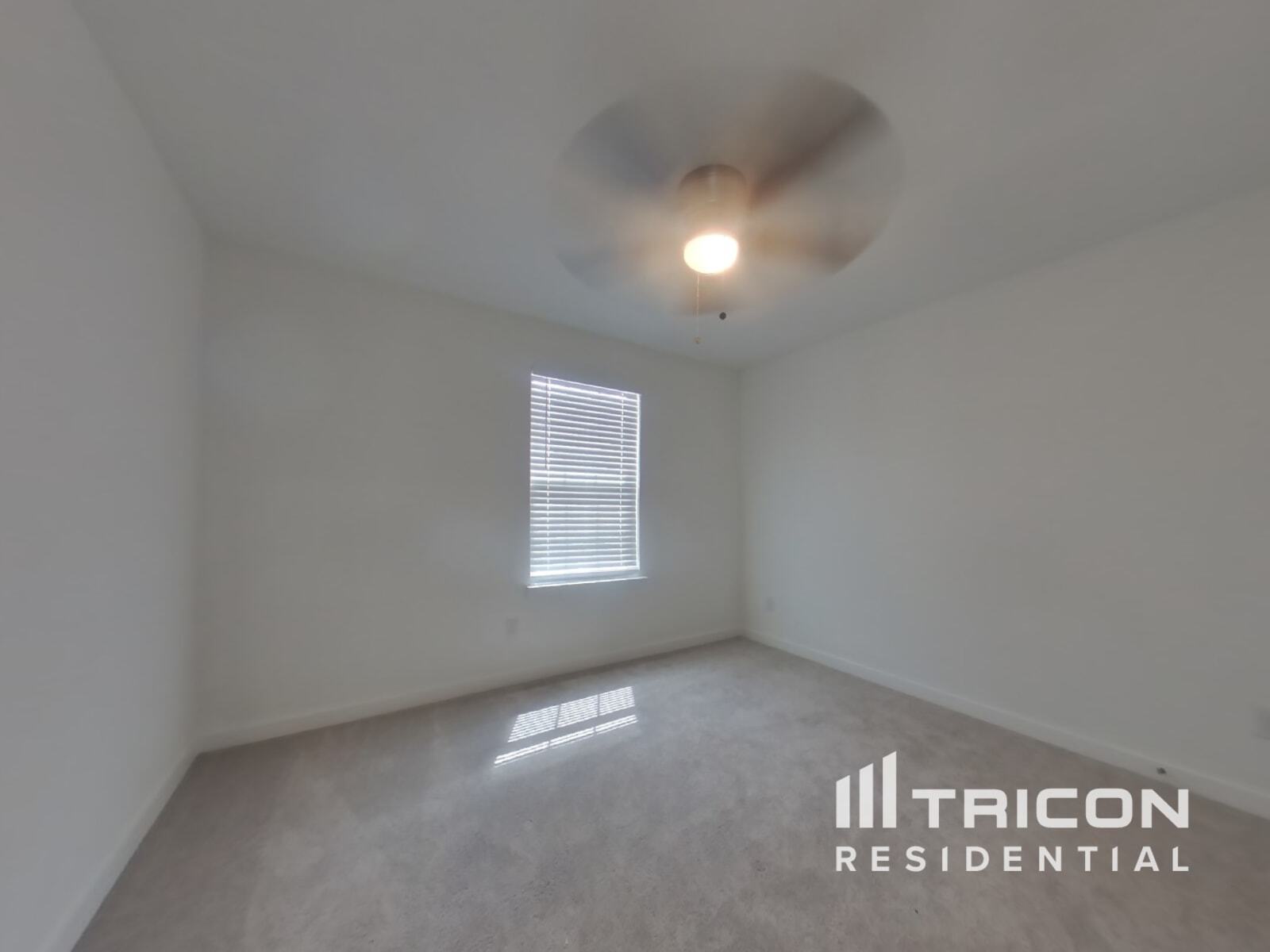 Building Photo - 2704 Brushy Lk Dr