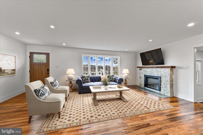 Primary Photo - 919 S Concord Rd