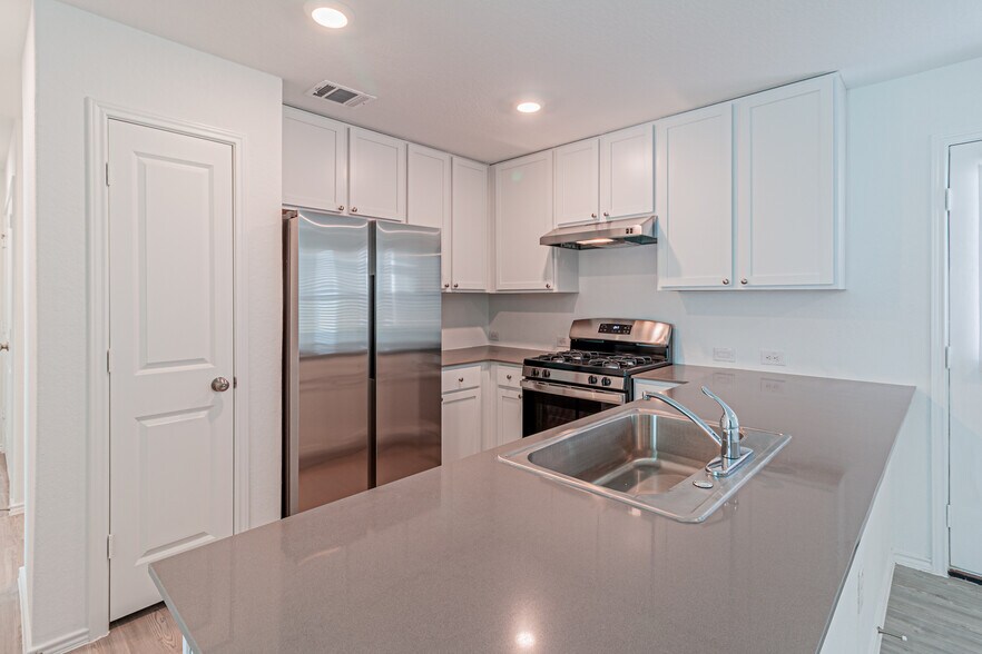 Building Photo - 7703 Chancery Gate