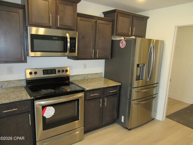 Building Photo - 3836 Redbud Wy