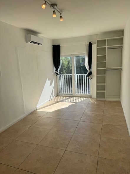 Building Photo - 444 SW 3rd St