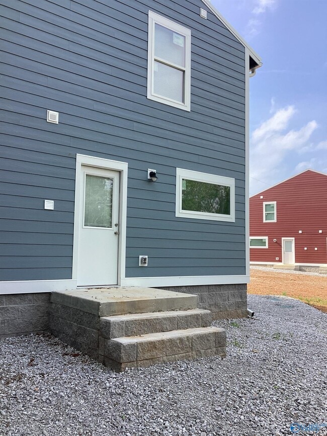 Building Photo - 110 Lacy Ln