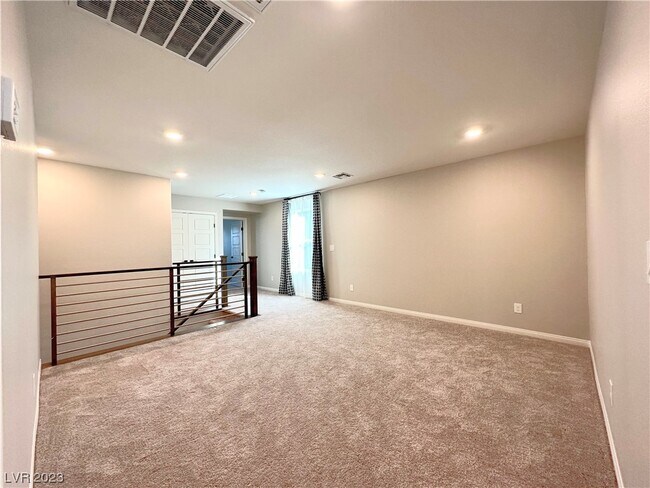Building Photo - 5722 Prima St