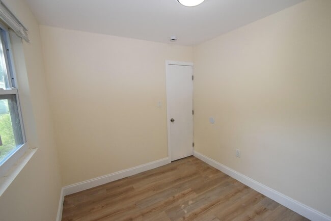 Building Photo - 514 N 27th St