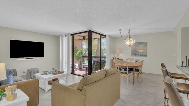Building Photo - 450 Egret Cir