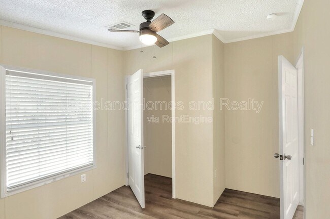 Building Photo - 3321 Peachtree Hill Rd
