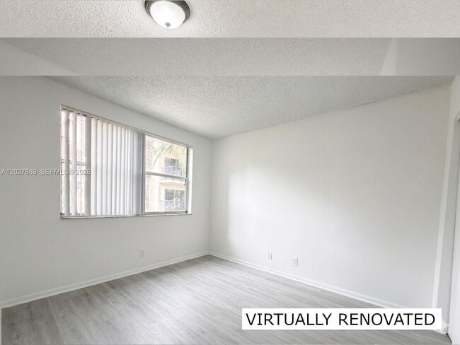 Building Photo - 8761 Wiles Rd