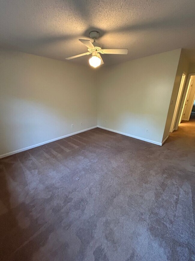 Building Photo - Durham / 2BR Townhouse of Pope Rd AVAIL