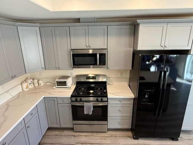 Building Photo - 909 Saltbrush Rd