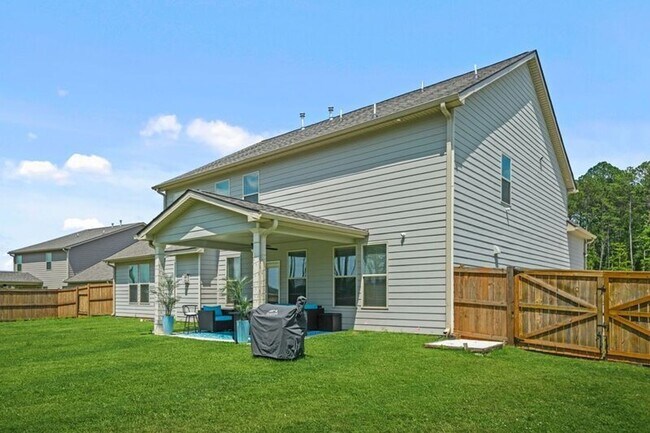 Building Photo - 115 Bre Dr