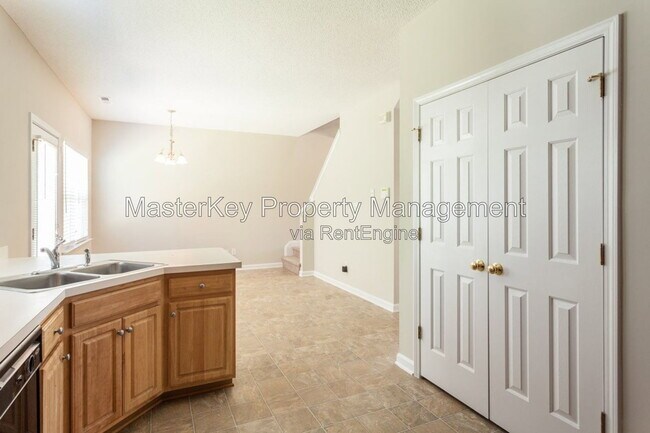 Building Photo - 6925 Paint Rock Ln