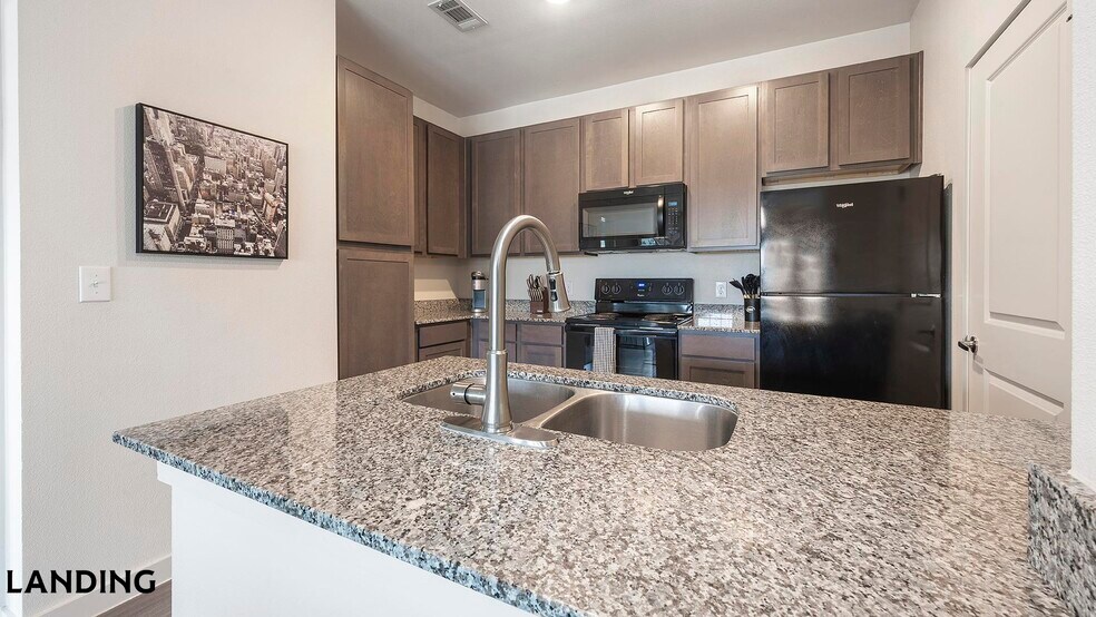 Building Photo - 2115 Windsor Blvd