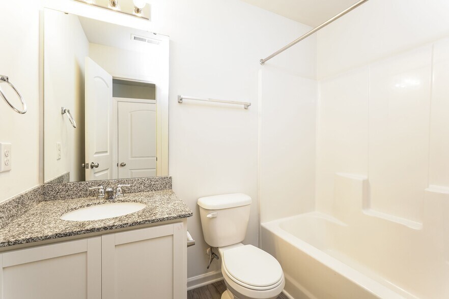 Building Photo - 4330 Shadi Green Ln