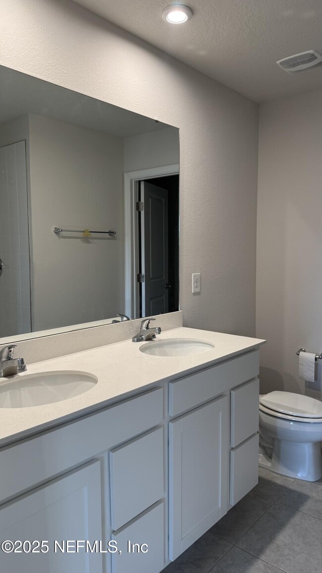 Building Photo - 7176 Luminary ln