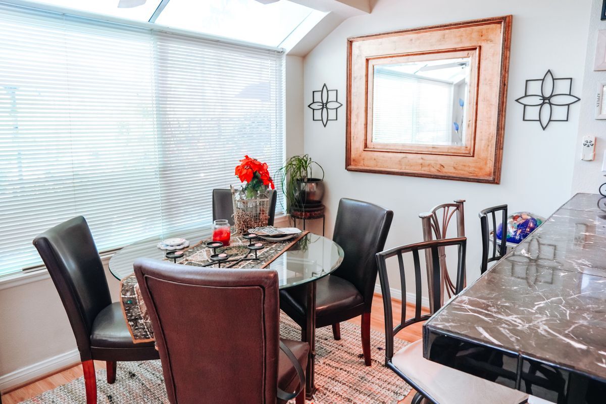 Building Photo - 326 Pasto Rico-