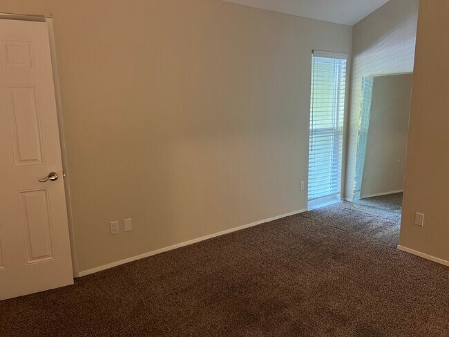 Building Photo - 500 National Ave N