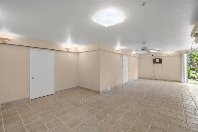 Building Photo - 3954 Hamilton Club Cir